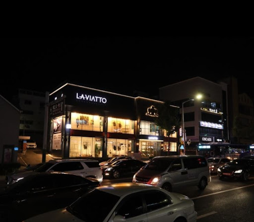 대전 라비아또 맞춤정장, 자체 공장 운영 매장
